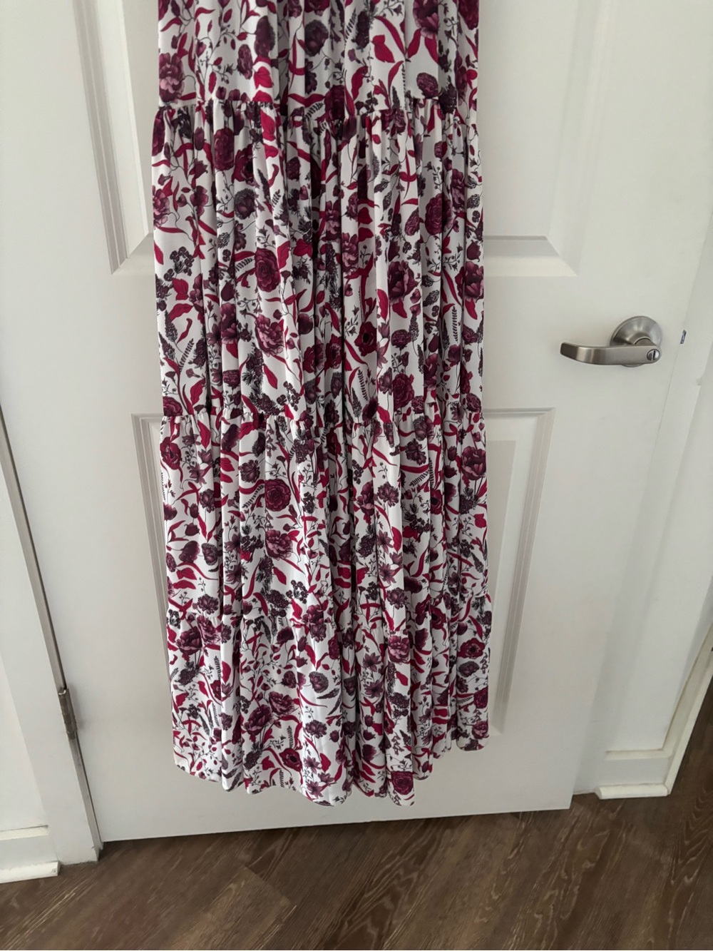 Alexis Zofia Berry Floral Smocked Tiered Crepe Maxi Dress Resortwear Medium - Picture 10 of 12